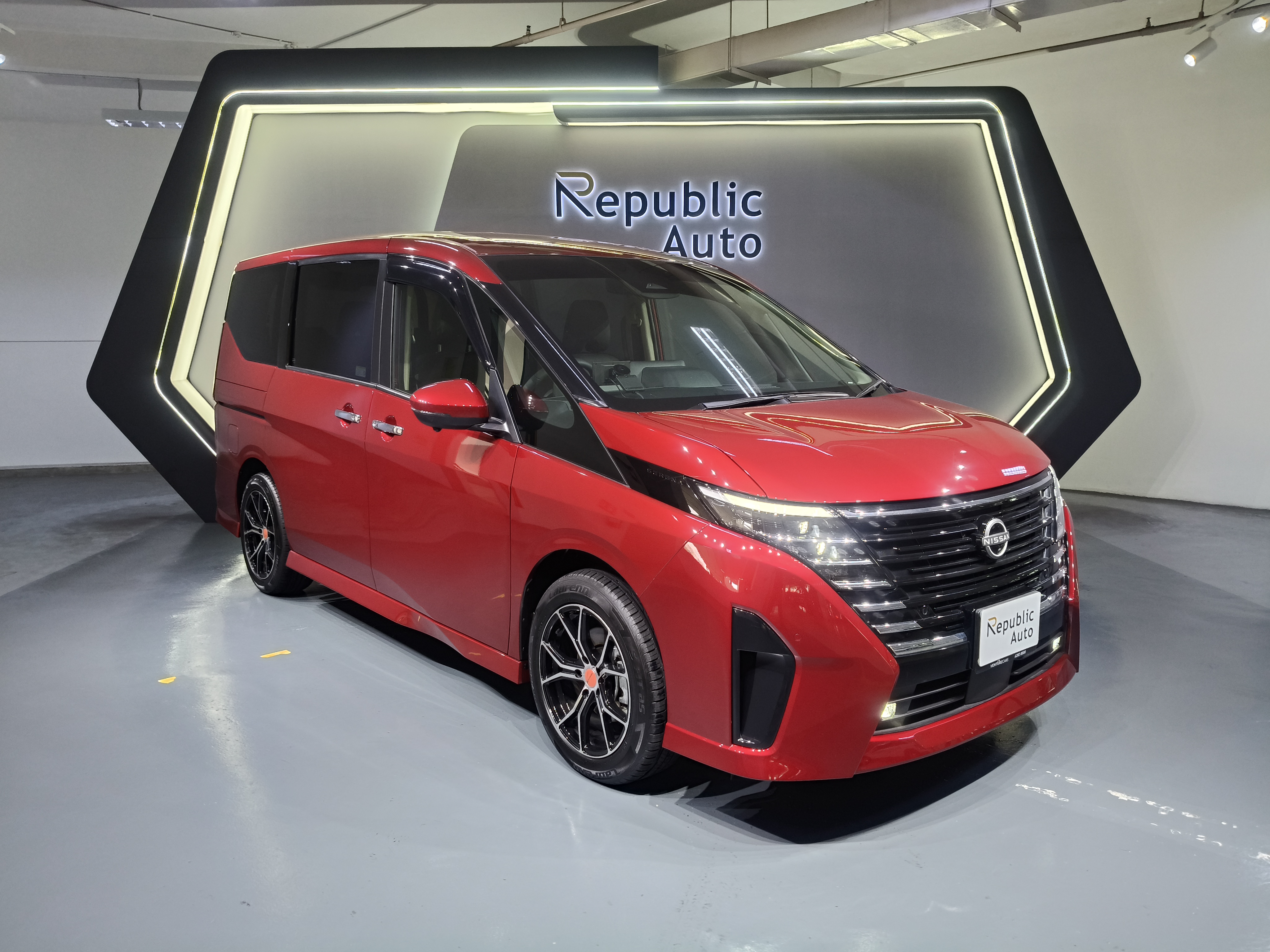 NISSAN SERENA E-POWER HYBRID 1.4A HIGHWAY STAR