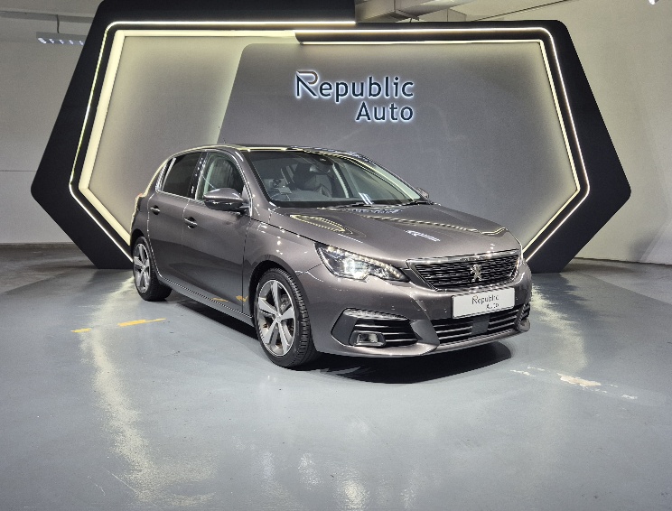 1 Peugeot308