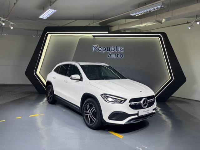 01 USEDMERCEDESGLA180