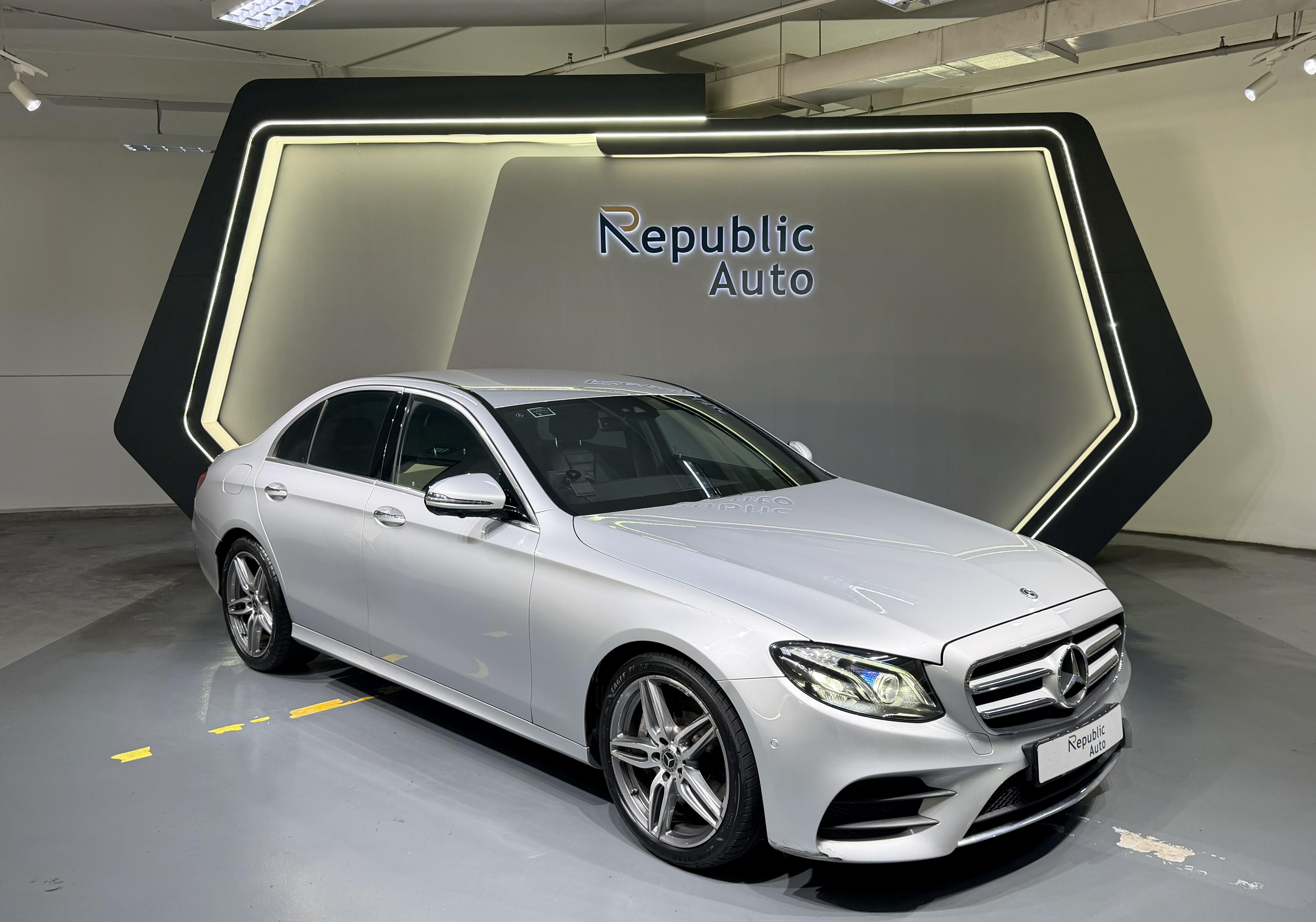 1 Preownedmercedese300